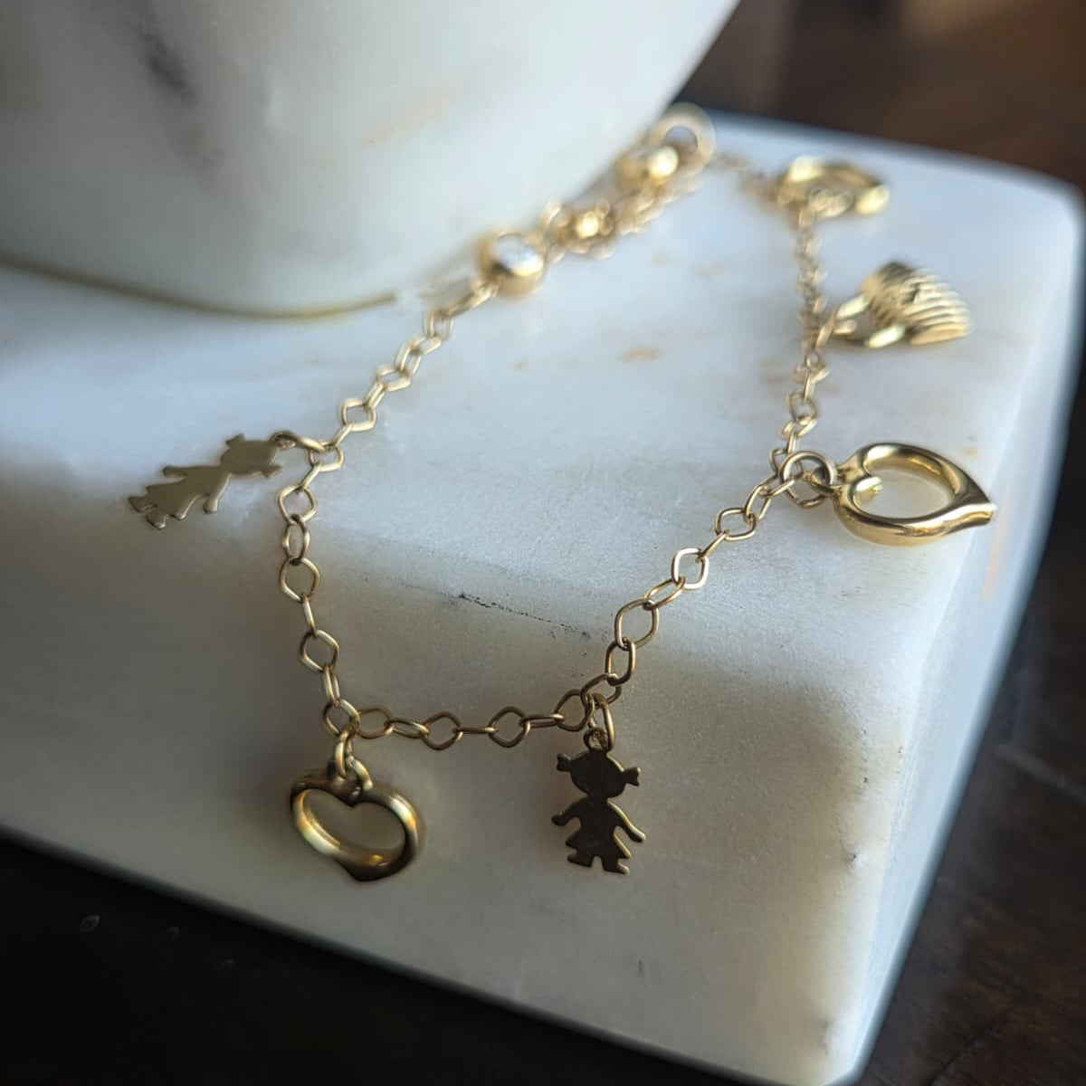 Tobillera de Oro 18K con Dijes