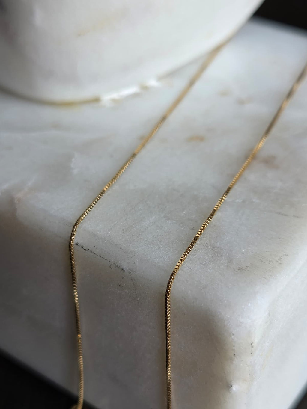 Cadena Veneciana delgada de Oro 18K