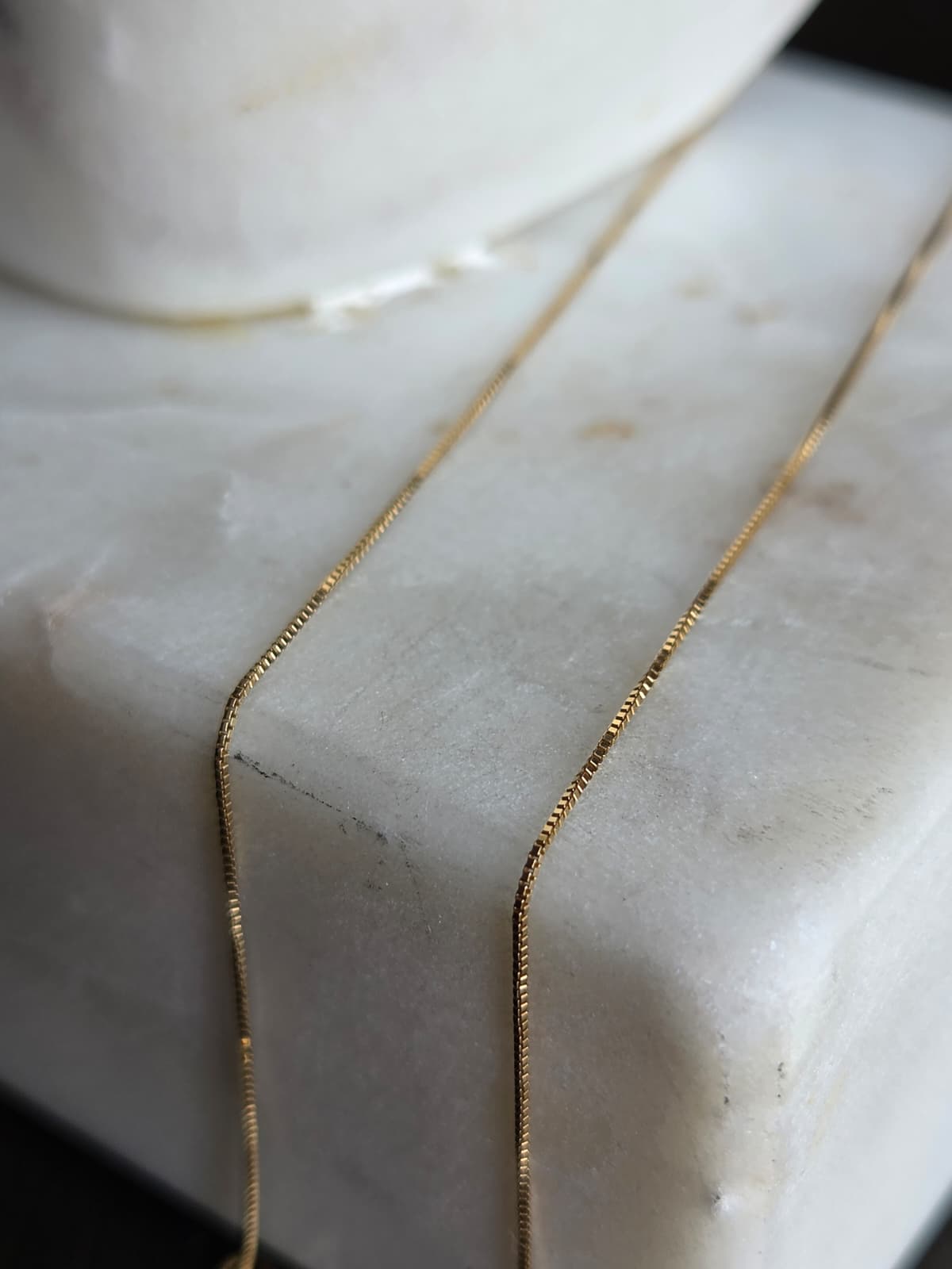Cadena Veneciana delgada de Oro 18K