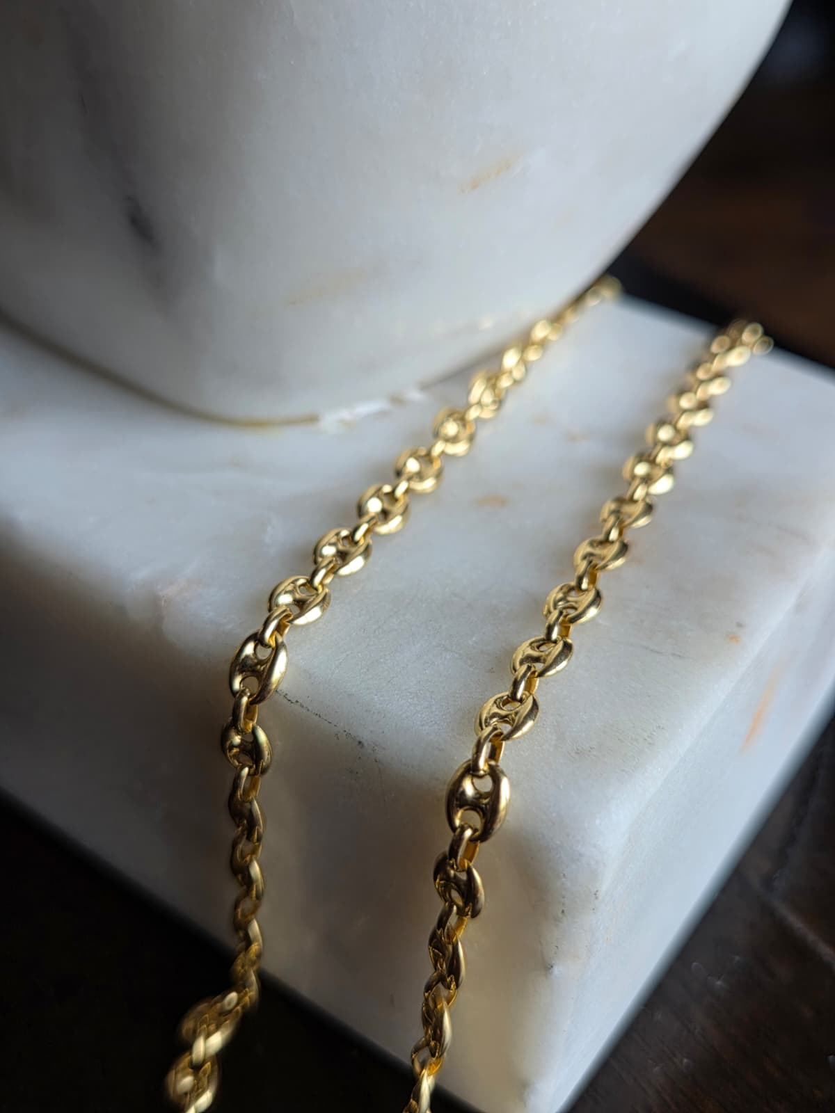 Cadena Gucci de Oro 18K