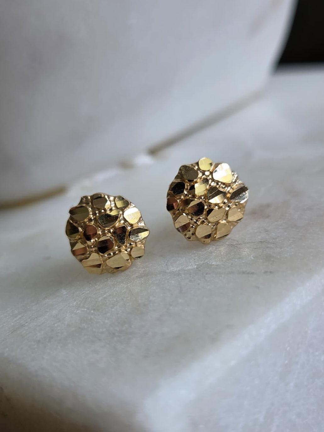 Aretes de oro 18k  Circulo Diamantado