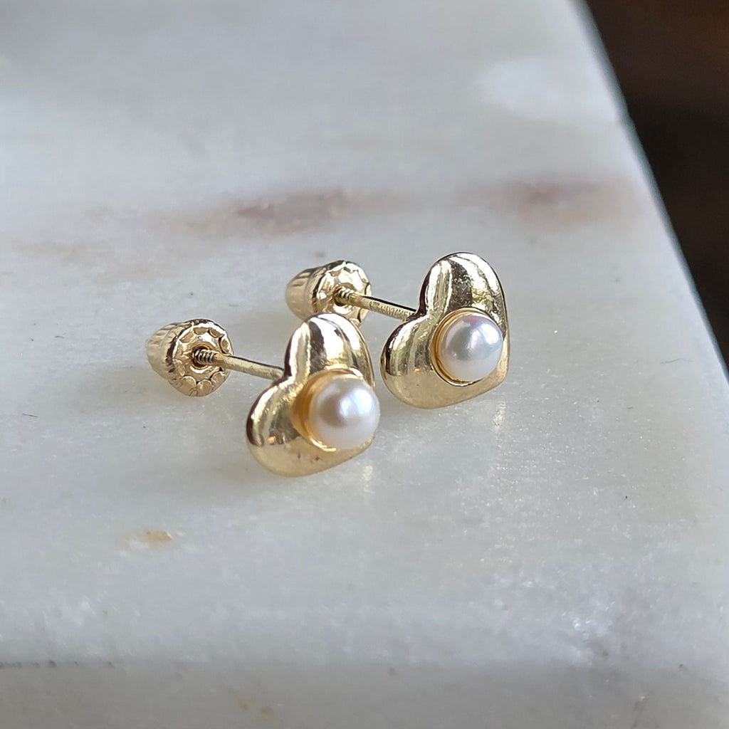 Aretes de corazon en Oro 14K