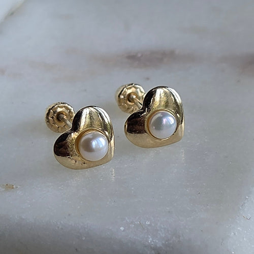 Aretes de corazon en Oro 14K