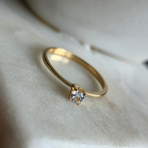 Anillo 18k Solitario